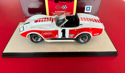 CAROUSEL 1. CORVETTE L-88. #1 TONY DELORENZO. 4604. 1/18 SCALE.
