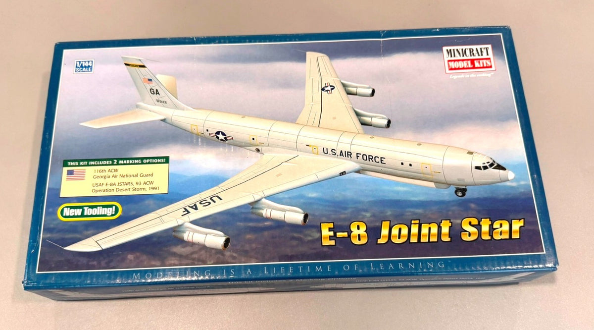 Minicraft 14613 E-8 Joint Star 1/144 Scale Model Kit