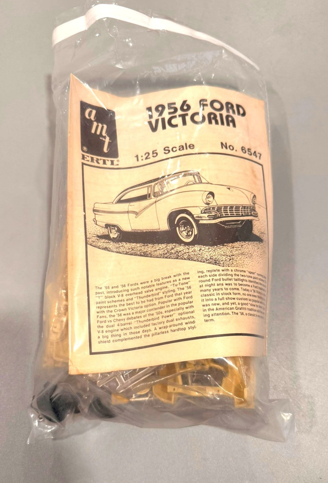 AMT ERTL 1956 Ford Victoria 1:25 Scale Model Kit No. 6547 (No Box)