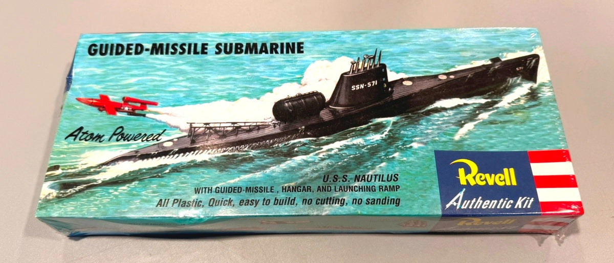 Revell Guided-Missile Submarine “Halibut” 1/305 Scale Model Kit #H-308