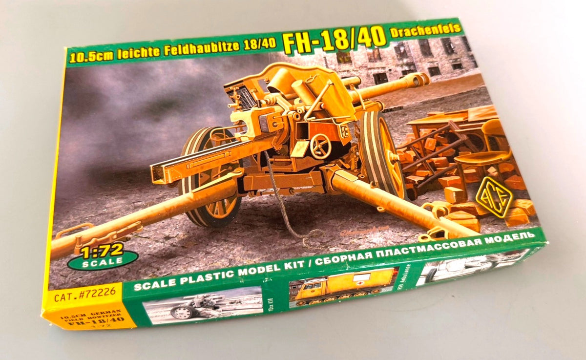 ACE 105mm le.F.H.18/40 Field Howitzer 1/72 Scale Plastic Model Kit — Cat. #72226