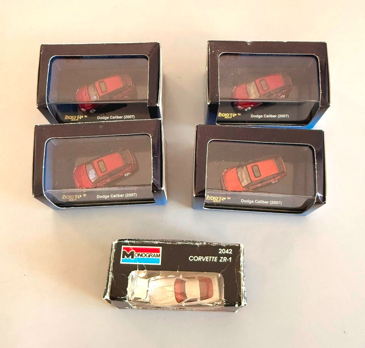 Lot of 5 Diecast Model Cars 4 Ricko Dodge Caliber 2007 & Monogram Corvette ZR-1