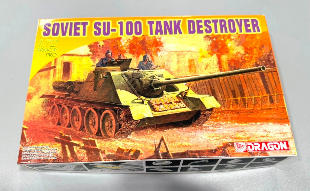Dragon Soviet SU-100 Tank Destroyer 1:72 Armor Pro Model Kit #7208