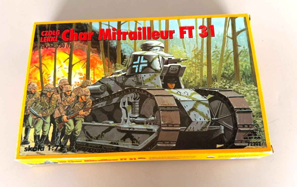 RPM 72202 Char Mitrailleur FT 31 French Light Tank WWII 1/72 Scale Model Kit
