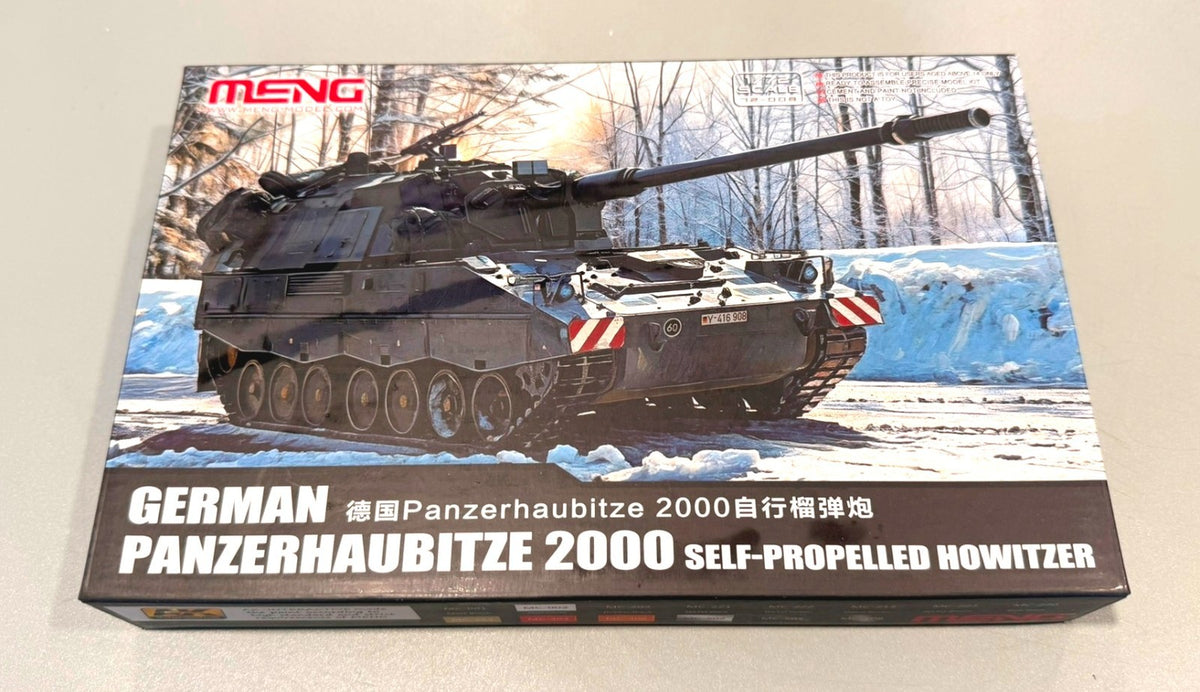 Meng German Panzerhaubitze 2000 Self-Propelled Howitzer 1/72  Model Kit 72008