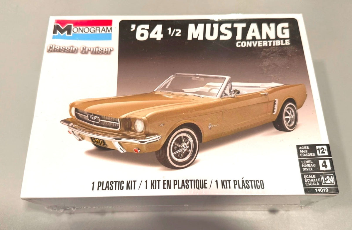 Monogram 1964 1/2 Ford Mustang Convertible 1:24 Model Kit #14019