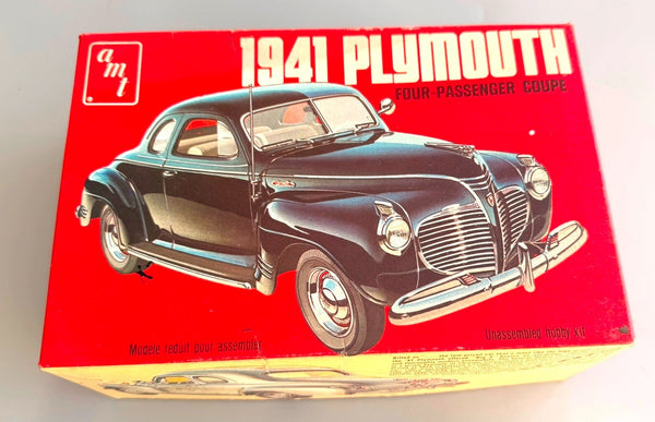 AMT 1941 Plymouth Four Passenger Coupe 1/25 Scale Model Kit T148 Vintage