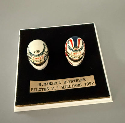 Paul's Model Art Minichamps Williams F1 1992 Nigel Mansell & Riccardo Patrese Helmet Set 1:18 Display