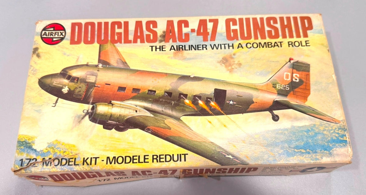 Airfix 1/72 Douglas AC-47 Gunship Spooky WWII Vietnam Aircraft Model Kit 04016-7
