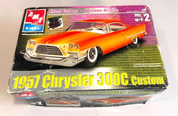 AMT ERTL 1957 Chrysler 300C Custom Street Customs 1/25 scale Model Kit 31895