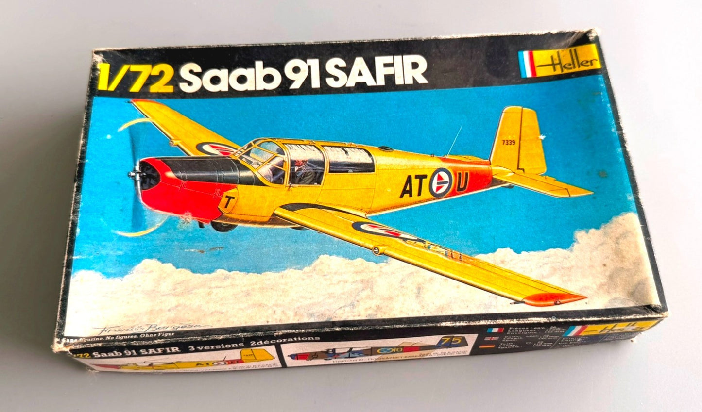 HELLER 262 Saab 91 Safir 1/72 Swedish Trainer Aircraft Model Kit