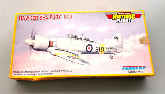 Pioneer 2 Hawker Sea Fury T-20 1/72 Model Kit Series 4 No 4014 WWII Aircraft