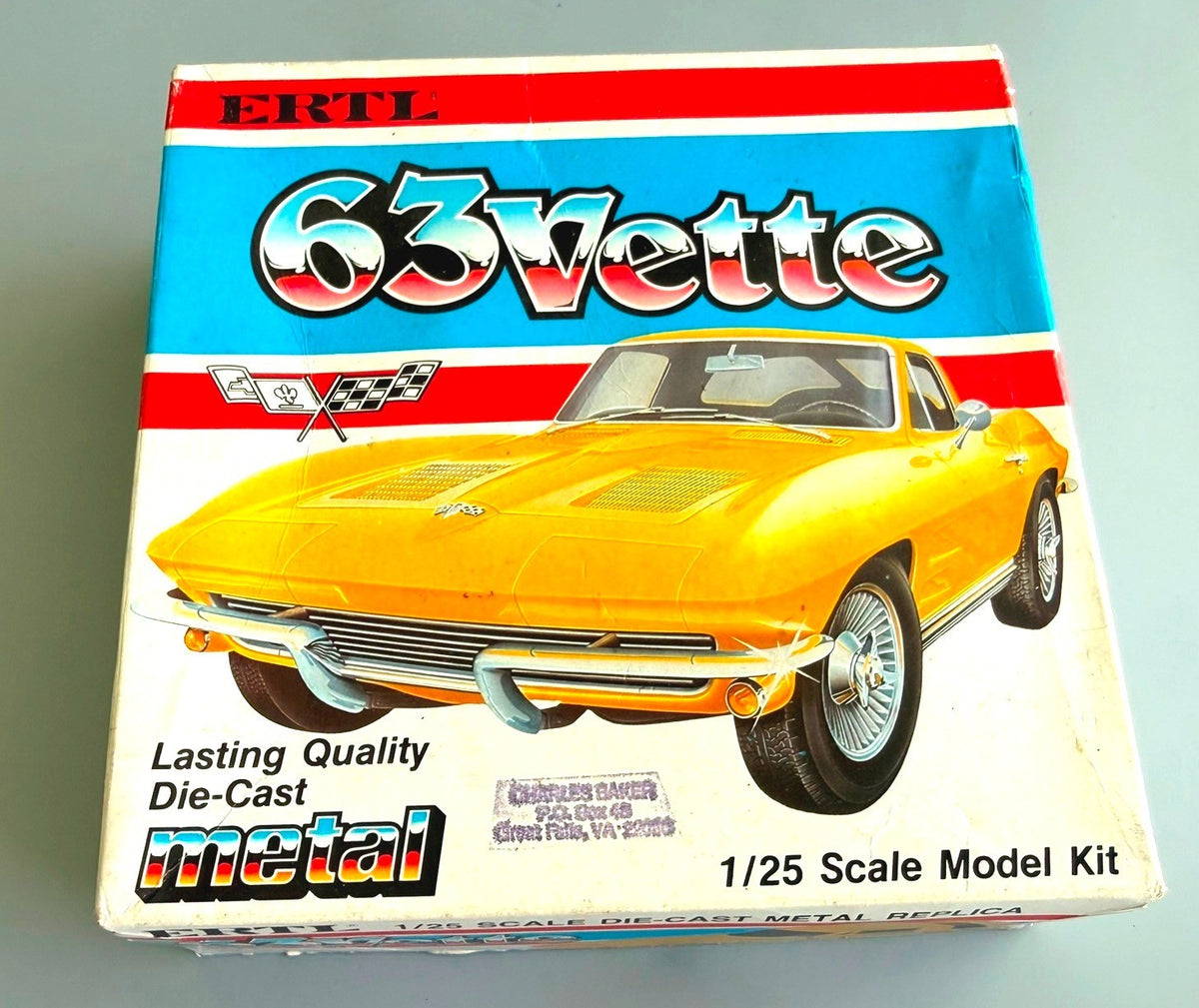 ERTL 1963 Chevrolet Corvette Die Cast Metal Model Kit 1/25 Scale No 8111