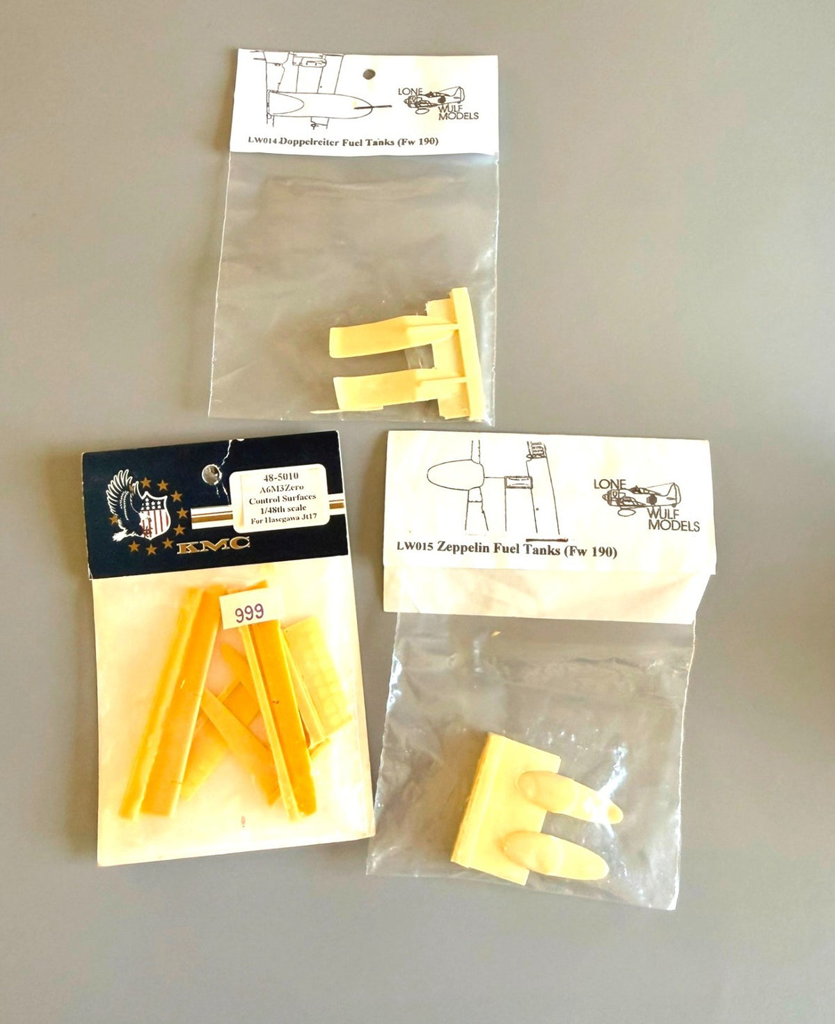 Lone Wulf Models Fw 190 Fuel Tanks LW014 LW015 & KMC J17 Control Surfaces 1/48