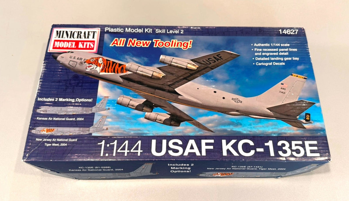 Minicraft 14627 USAF KC-135E 1/144 Scale Model Kit