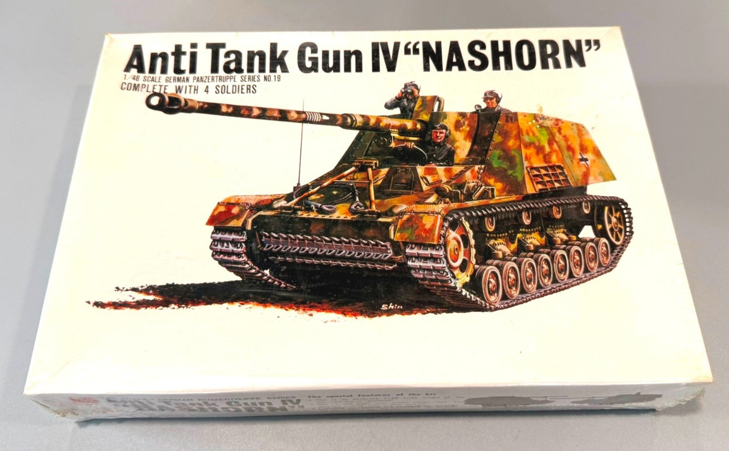 Bandai Nashorn Anti Tank Gun IV 1/48 WWII German Model Kit 058258 Vintage