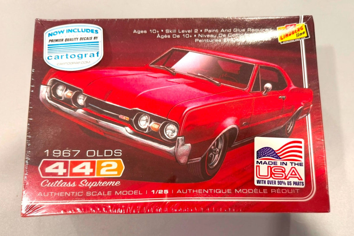 Lindberg 1967 Oldsmobile 442 Cutlass Supreme 1:25 Model Kit #HL127/12