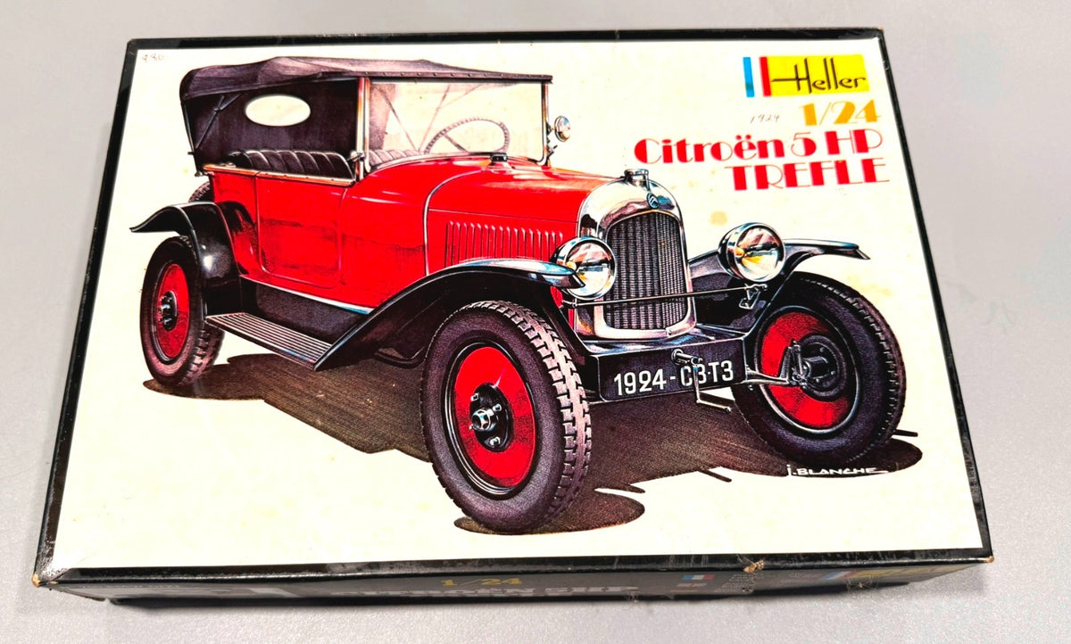 Heller 702 Citroën 5HP Trèfle 1/24 Scale Model Kit