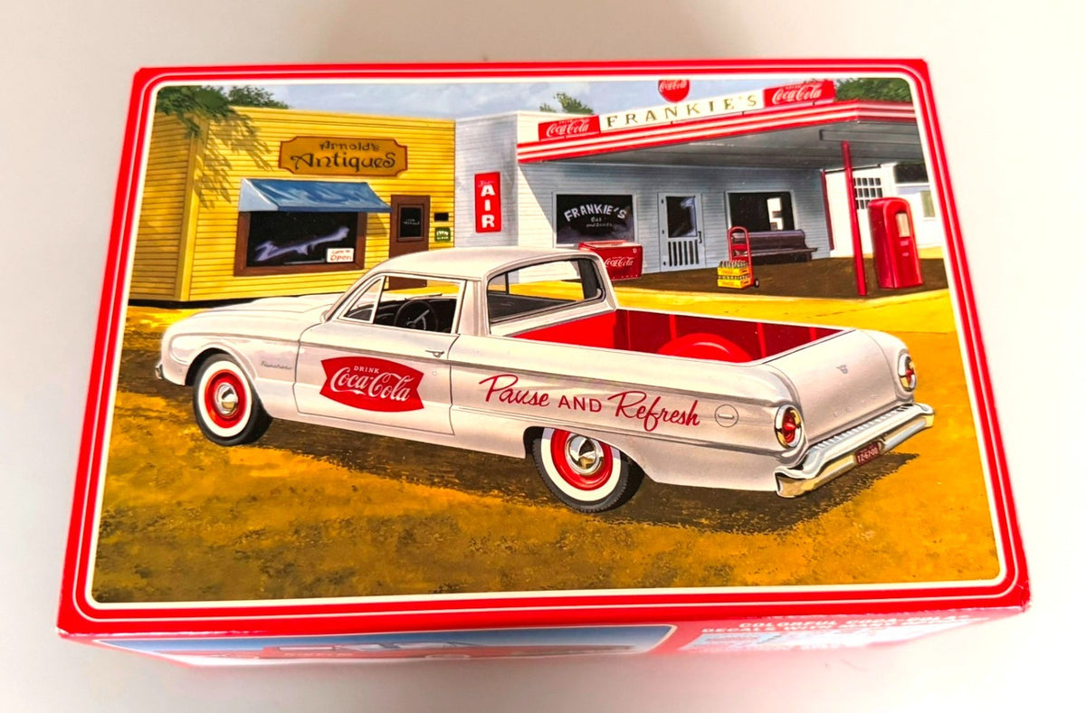 AMT Coca-Cola 1960 Ford Ranchero 1/25 Scale Model Kit Coke AMT1189M/12