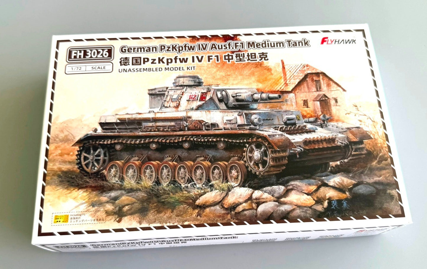 FlyHawk FH3026 German PzKpfw IV Ausf F1 Medium Tank 1/72 Model Kit