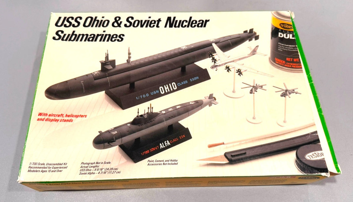 DML / Testors 1/700 USS Ohio & Soviet Alpha Class Nuclear Submarines Kit #902