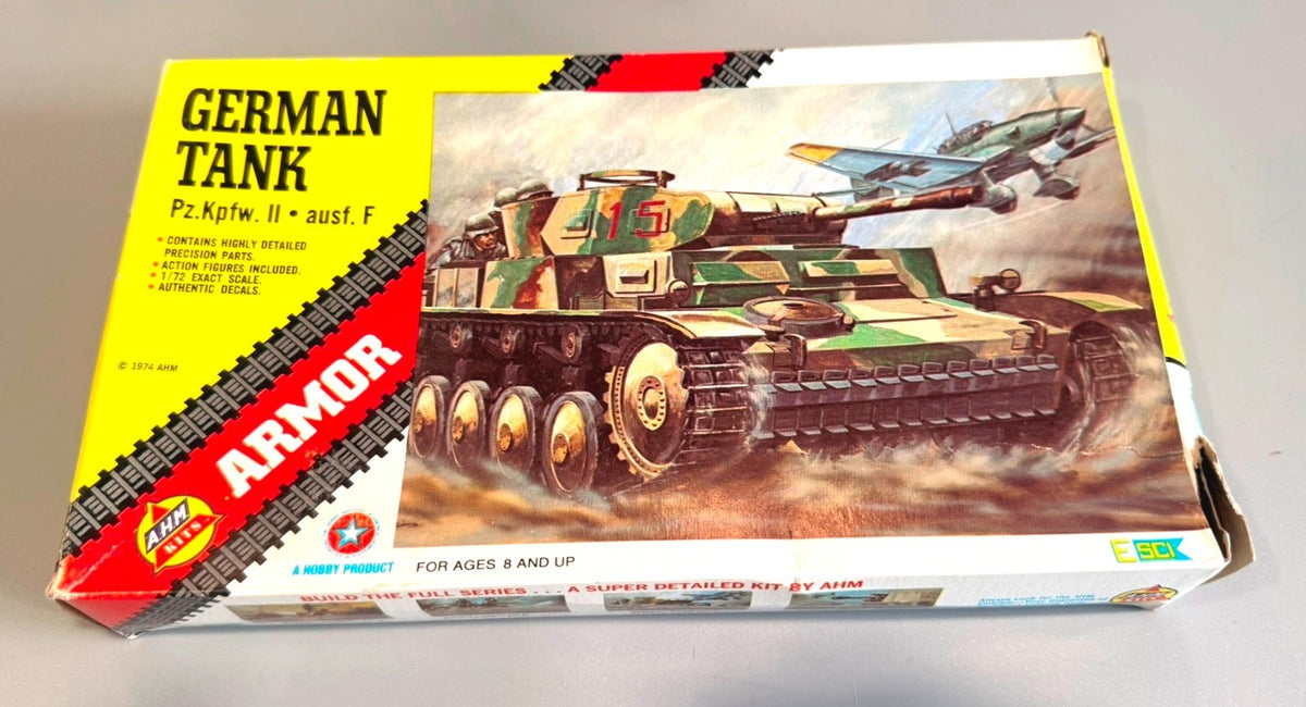 AHM KITS German Tank Pz.Kpfw. II Ausf. F Model Kit K555 1974 Vintage