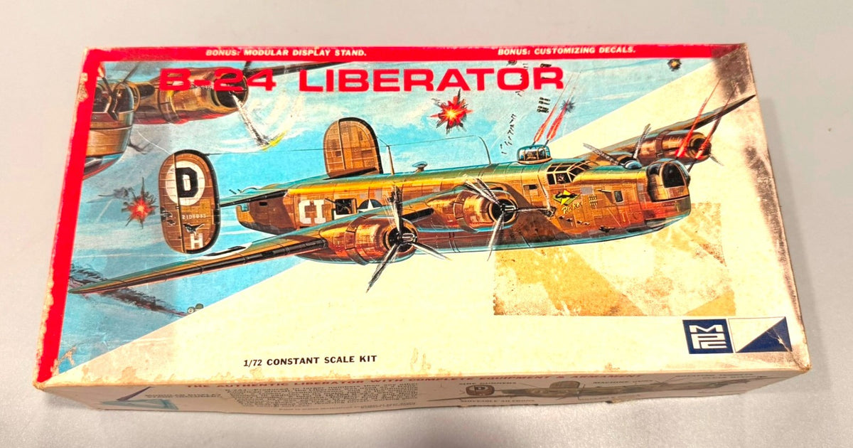 MPC B-24 Liberator – 1:72 Scale Model Kit – No. 1-502-150