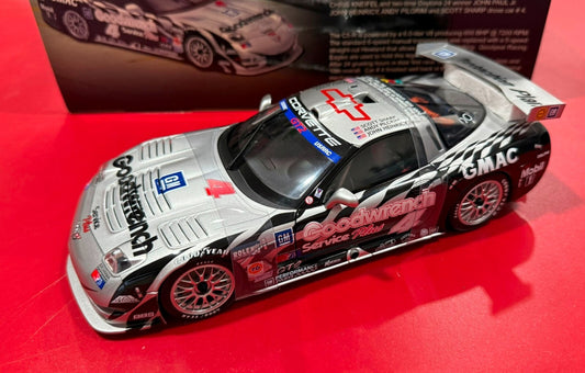 AUTOart. CORVETTE  C5-R.  1/18 SCALE.