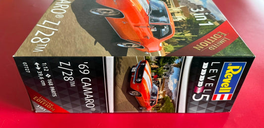 REVELL. '69 CAMARO Z/28. 1/12 SCALE. No. 07727