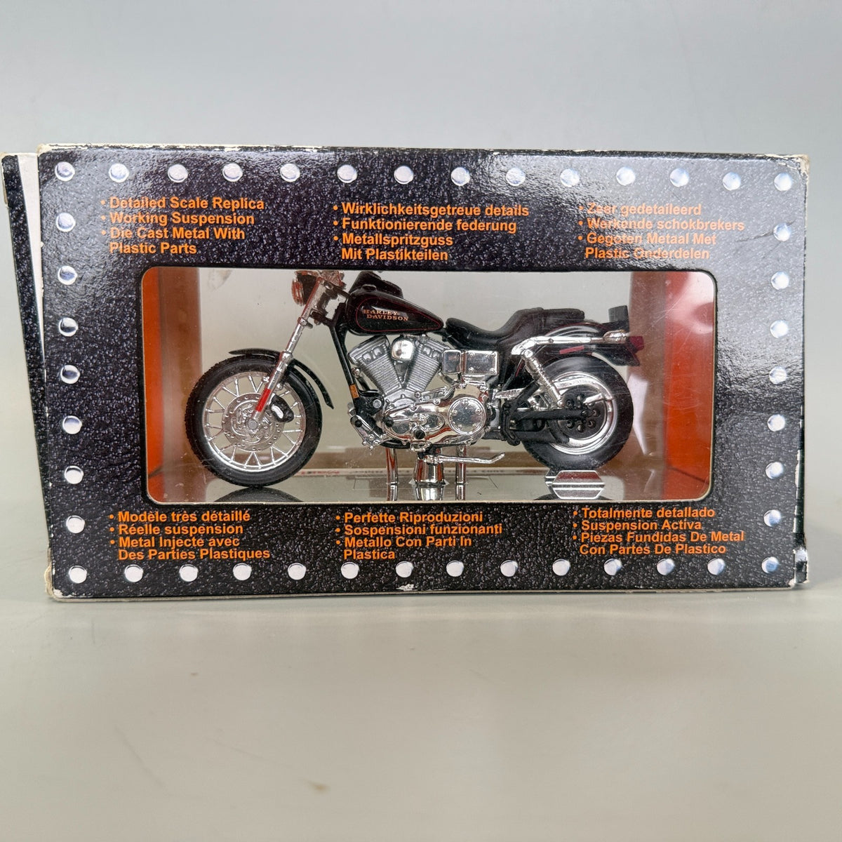 Maisto 39360 Harley-Davidson Motorcycle 1:18 Scale Diecast Model 25578-00
