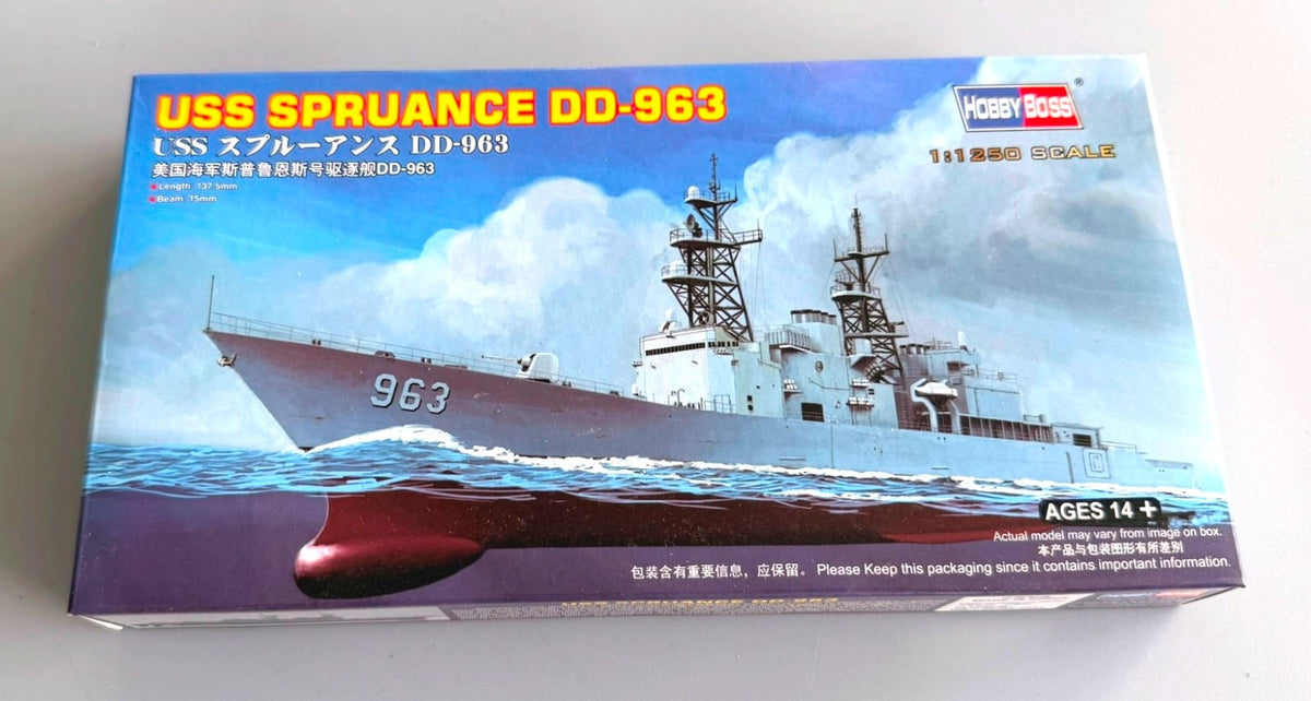 HobbyBoss 82504 USS Spruance DD-963 Destroyer 1/250 Scale Model Kit
