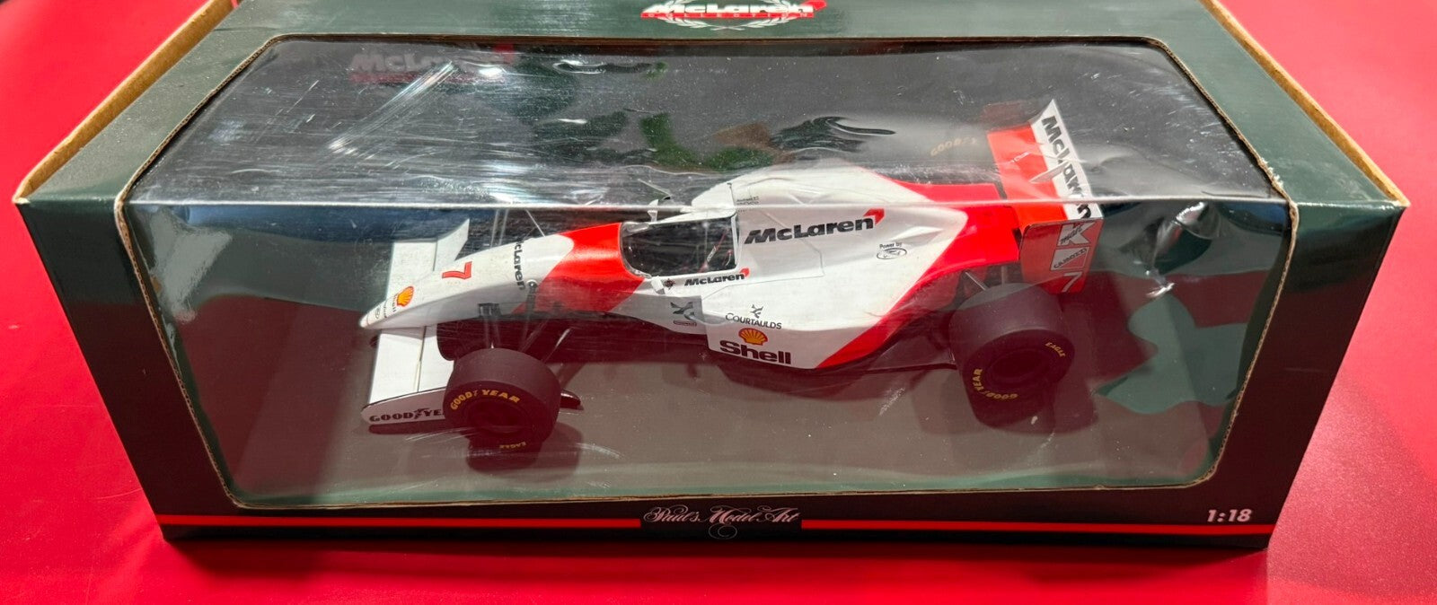 PAUL MODEL ART. MC LAREN MP 4/8.  1/18 SCALE.