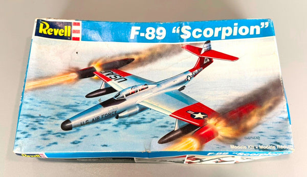 REVELL F-89 "SCORPION" U.S. AIR FORCE JET FIGHTER MODEL KIT #4352