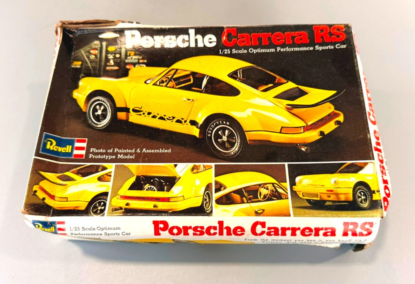 Revell Porsche Carrera RS  Optimum Performance Sports Car 1/25 Scale H-1407