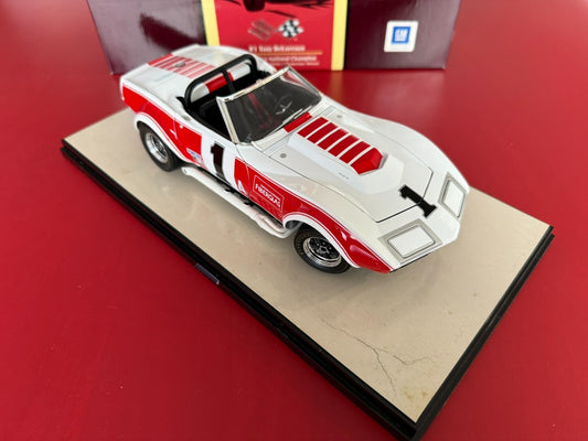 CAROUSEL 1. CORVETTE L-88. #1 TONY DELORENZO. 4604. 1/18 SCALE.