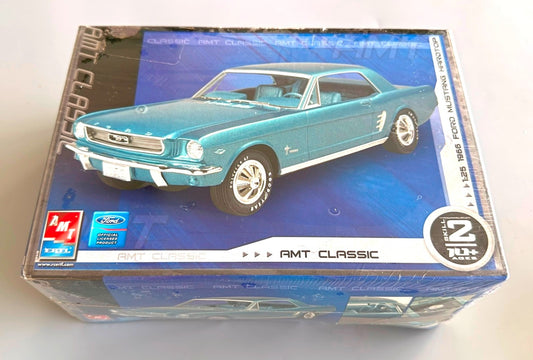 AMT Ertl 1966 Ford Mustang Hardtop 1/25 Scale Model Kit #31542 Sealed