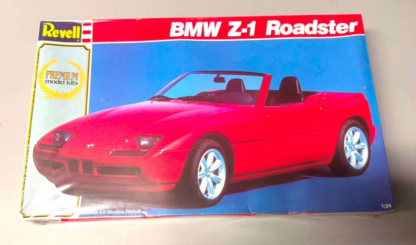 Revell BMW Z1 Roadster 1/24 Scale Premium Model Kit Sealed No 7438