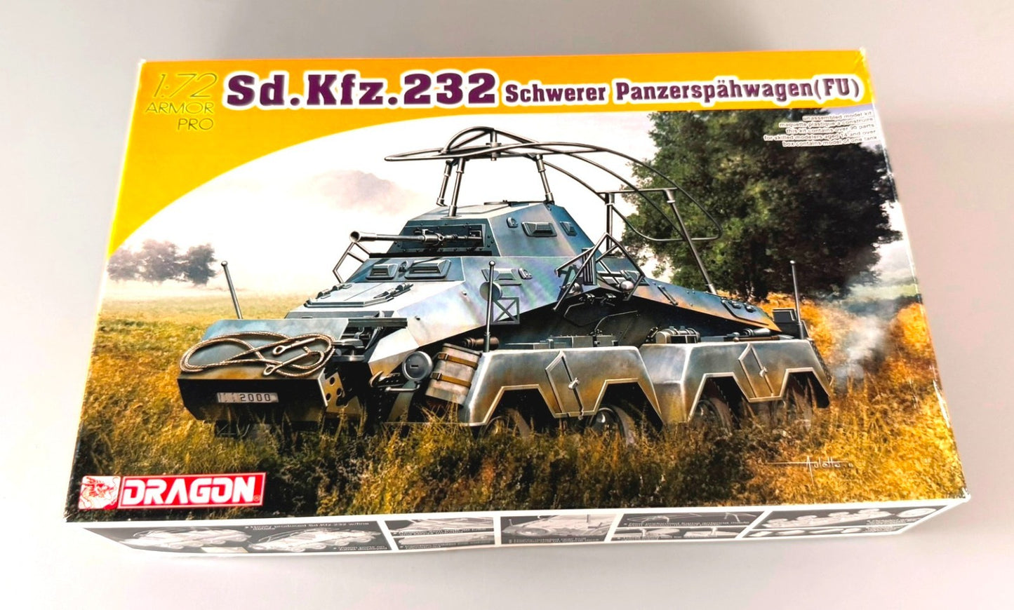 Dragon 7429 Sd.Kfz.232 Schwerer Panzerspähwagen (FU) 1/72 Scale Model Kit