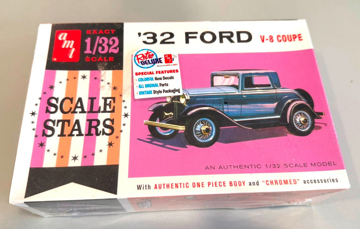 AMT 1932 Ford V-8 Coupe 1/32 Scale Model Kit Scale Stars 1181/12 Vintage