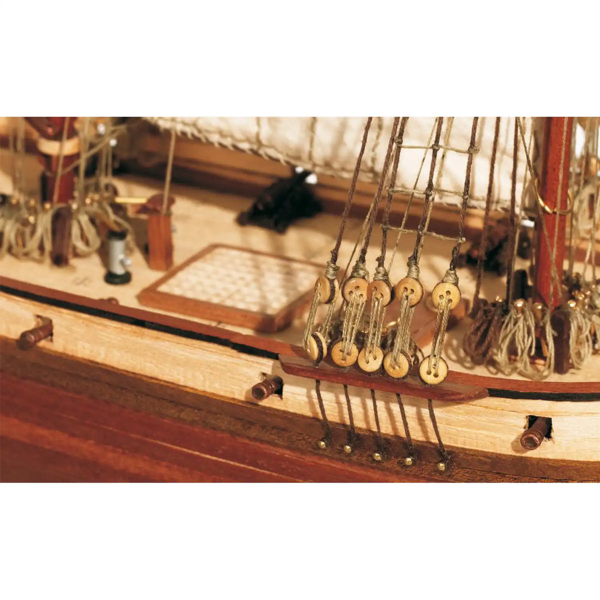 OcCre Albatros 12500 wooden deck and fittings detail